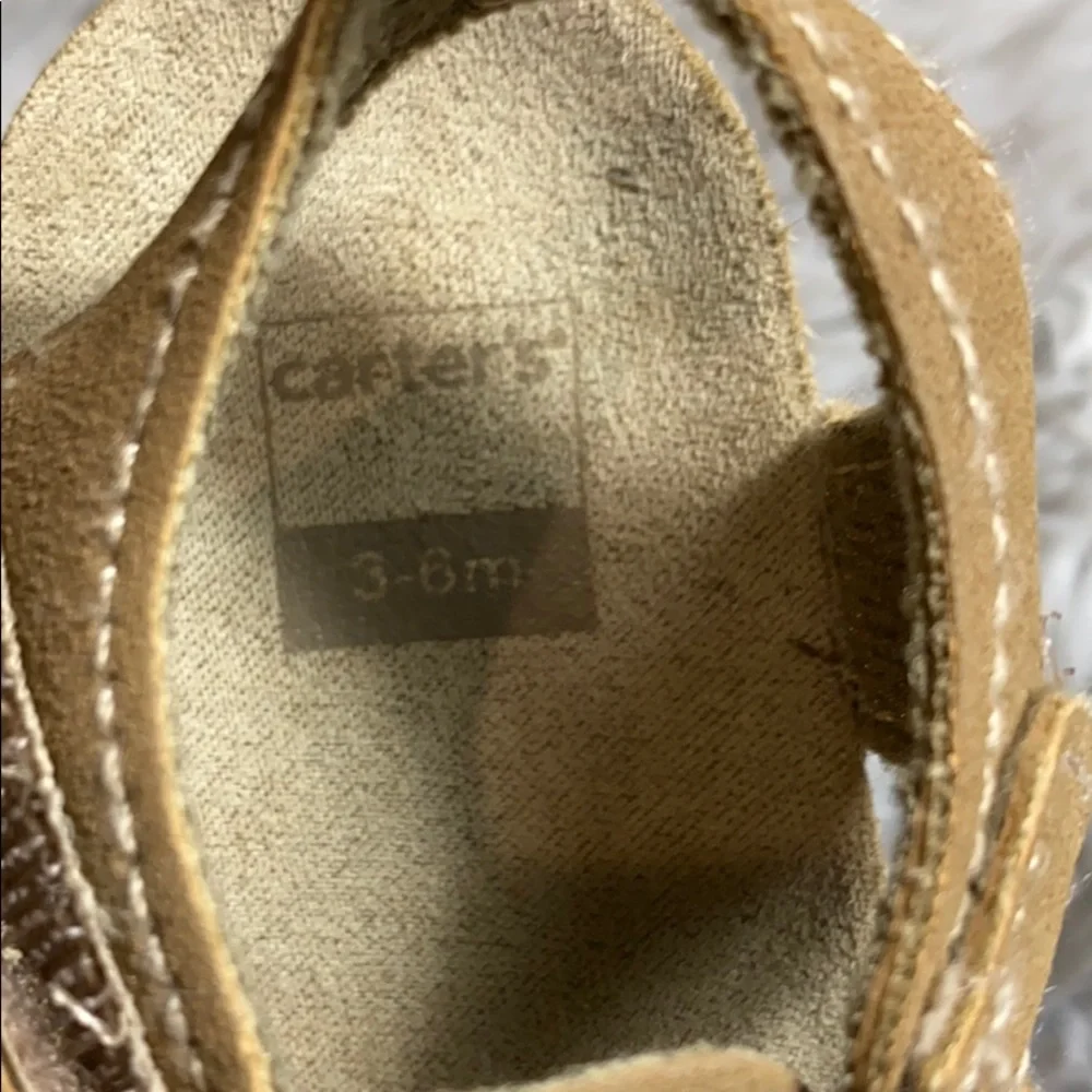🌺carters tan baby sandals size 3-6 months